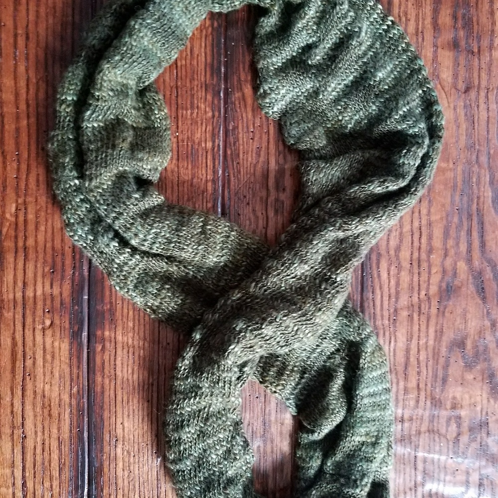 Infinity Scarf - Picture 2 of 4